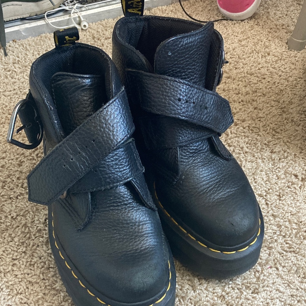 Dr martens Devon heart 7